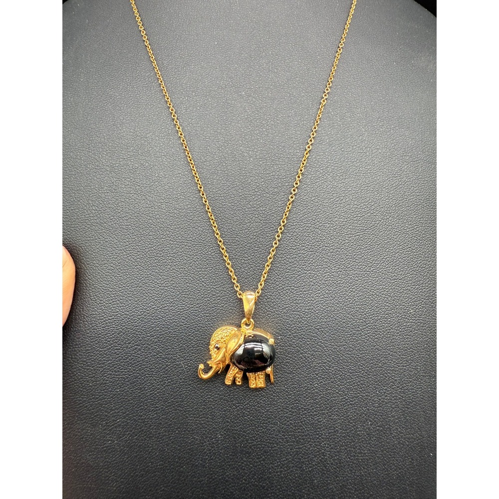 Vintage Karis Gold Plated‎ Elephant Pendant Necklace Black Cabochon Jewelry